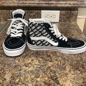Vans High-Top SK8-Hi Logo Shoes
